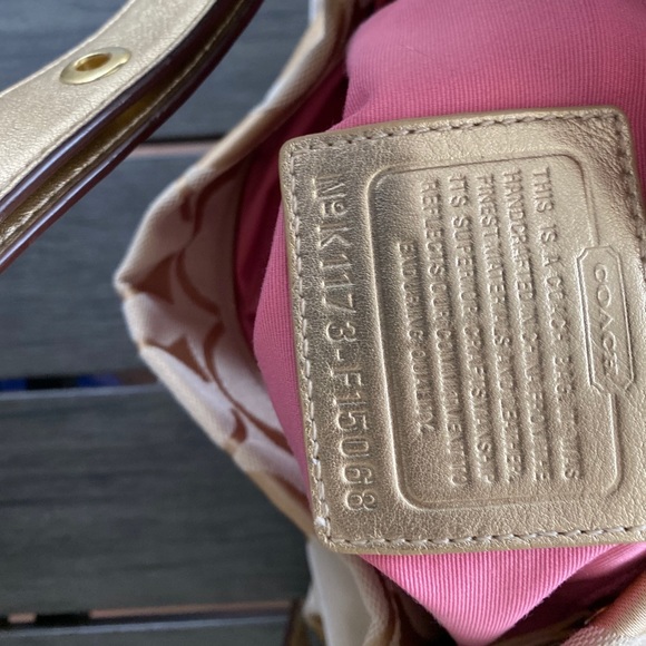 Like New Authentic Coach Bag - Picture 4 of 4